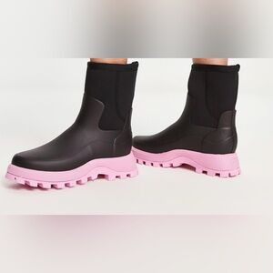 Hunter City Explorer Short Black/Pink Neoprene/Rubber Rain Boots 6US